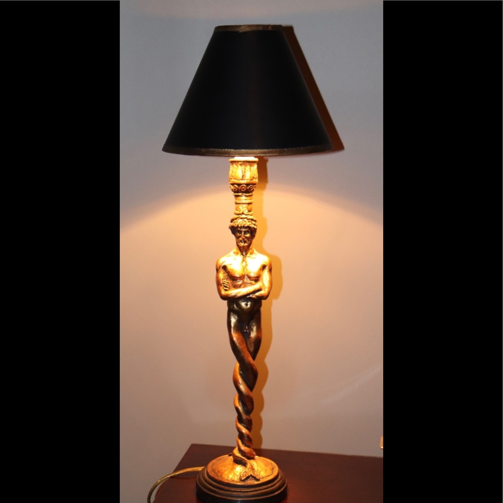 ORIGINAL DESIGN MAC SCULPTURE LAMP IS NOT JUST A LAMP… BUT A PIECE OF ART!